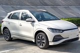 全面降價(jià)！比亞迪新e2售10.28-10.98萬(wàn) 標(biāo)配熱泵空調(diào)