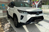 豐田“小號普拉多”實拍 搭2.8T/雙色車身更顯運動