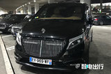 奔馳全新一代V級路試曝光！首次推出邁巴赫車型