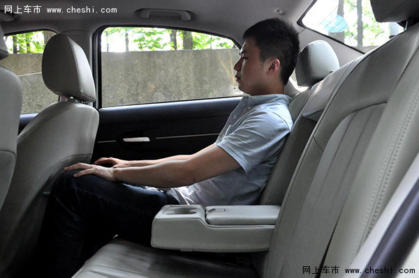 乐享其成,纯净之旅 试驾北汽EU260-图6