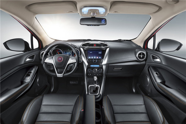 比亚迪元15l自动挡车型今日上市