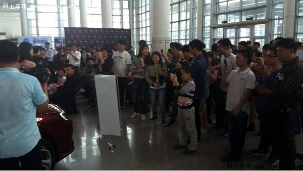 精致动感两厢车DS 4S亮相厦门五一车展-图2