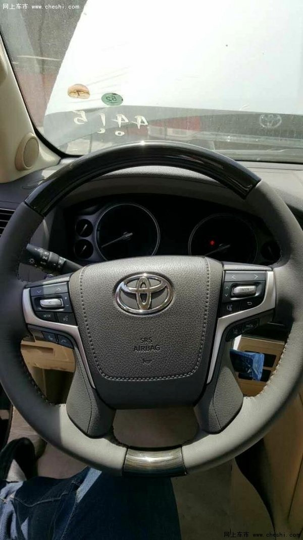 2016款兰德酷路泽5700全新上市 配置丰富-图4