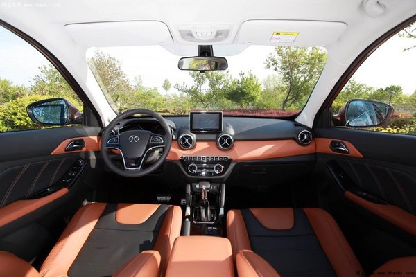 南京站--【致吾爱——绅宝X35为爱上市
】-图3