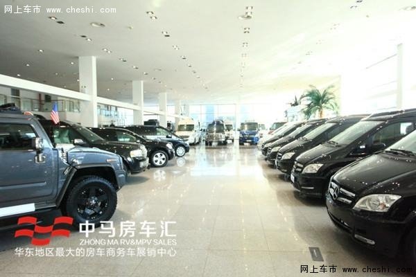 福特E350房车新款至臻版外观内饰解析-图1