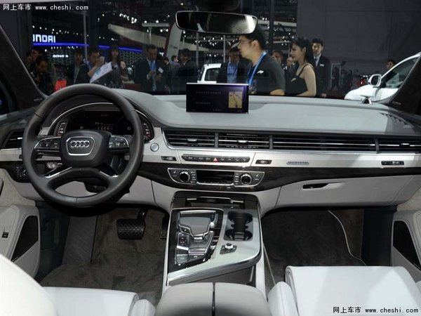 16款奥迪Q7狂欢价爆发 霸气外形豪华SUV-图7