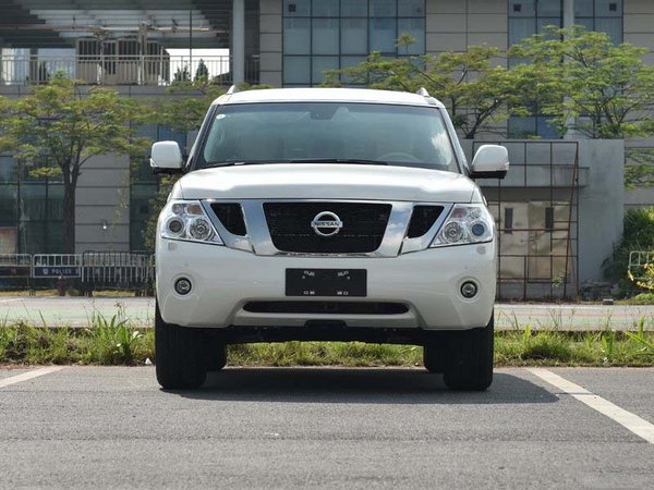 2017款日产尼桑途乐Y62 XE版港口61.5万-图2