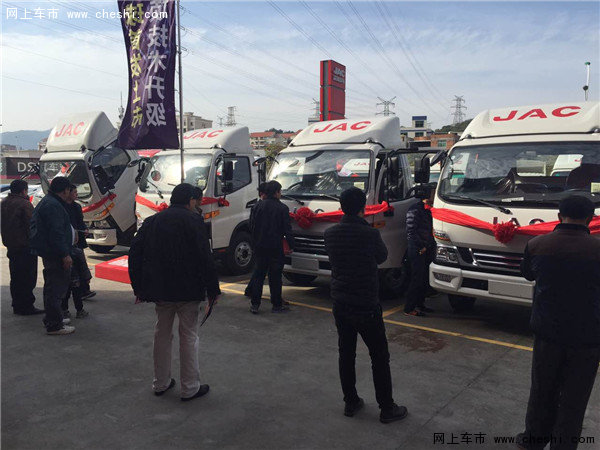 骏铃V6：2016年轻卡市场第一场营销风暴-图4