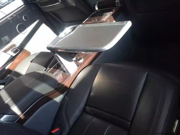 路虎揽胜3.0大马力巅峰创世加长 4座顶配-图8