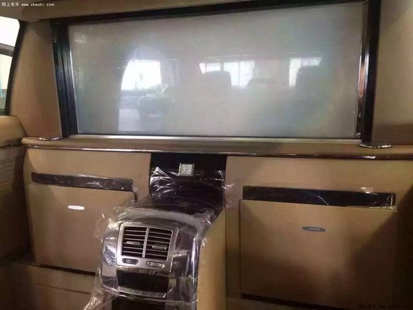 奔驰巴博斯50加长5.98米 现车港口358万-图7