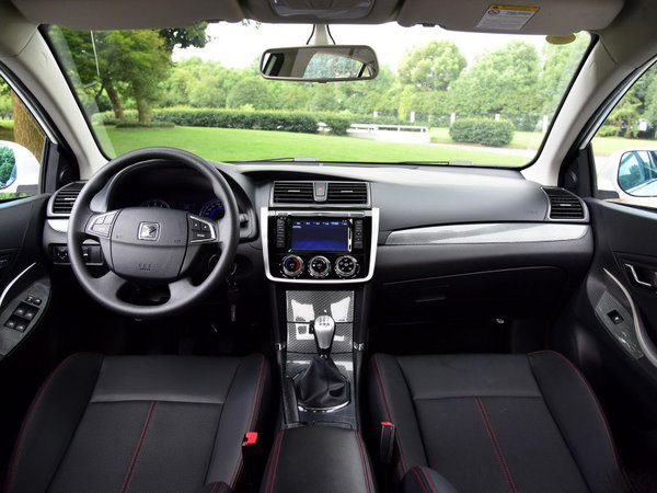 众泰z300目前优惠5000元 限时优惠