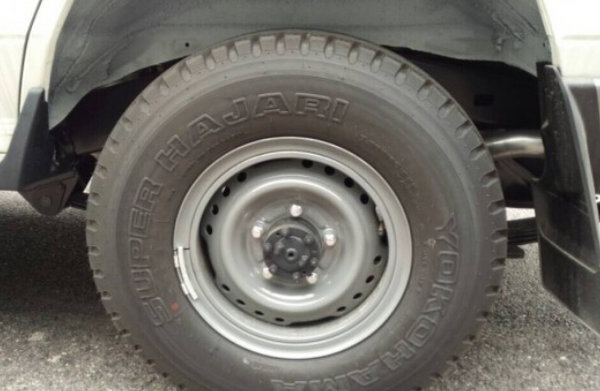 丰田lc76天津现车lc76纯种原始越野车-图1