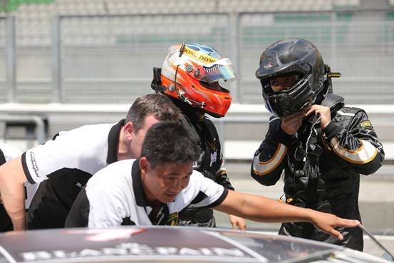 hac顶级俱乐部蒋鑫夺首轮小组季军