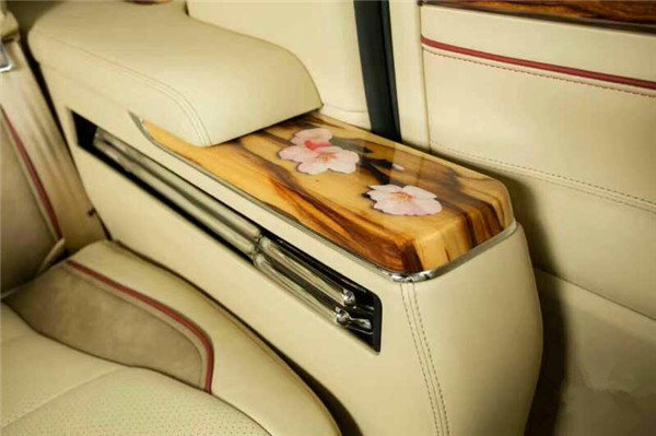 丰田埃尔法蒙娜丽莎 限量樱花版全国独家-图12