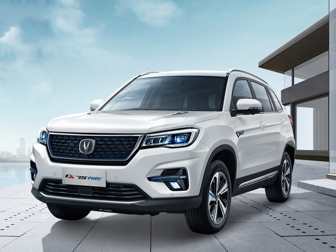 长安将陆续投放10款新产品 大七座SUV+电动车-图1
