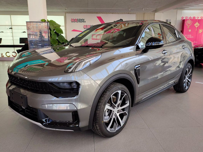 领克05轿跑suv到店实拍3月上市起售价超16万