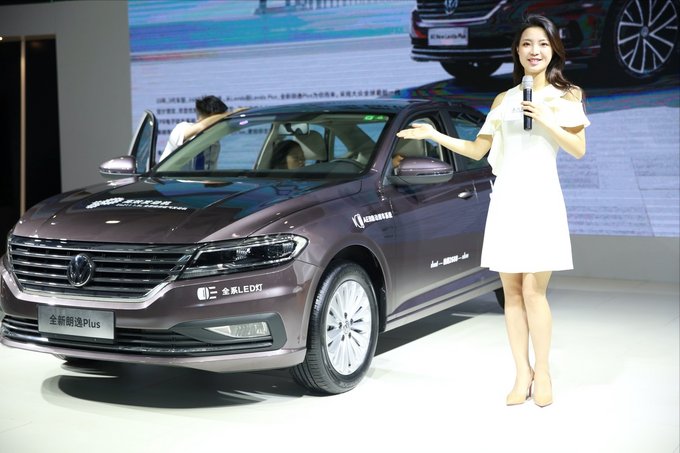 上汽大众全新朗逸惊艳亮相湖南国际车展