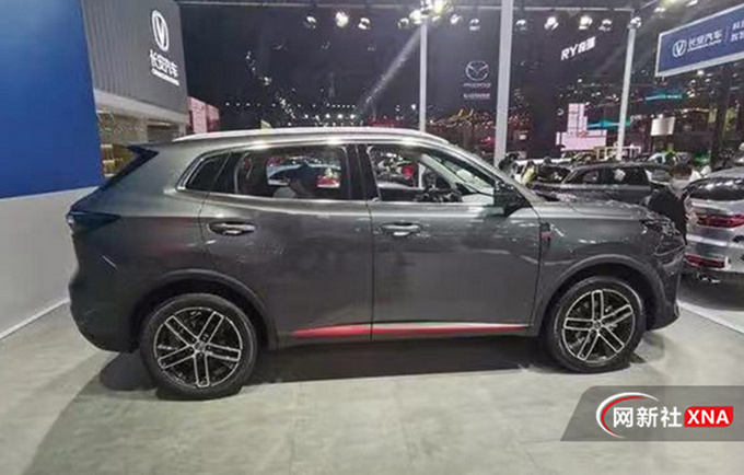 长安全新CS55 PLUS上市 动力升级 10.69万起-图4