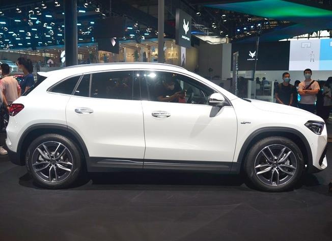 全新AMG GLA/GLB 35上市 搭2.0T+四驱 43.98万起售-图5