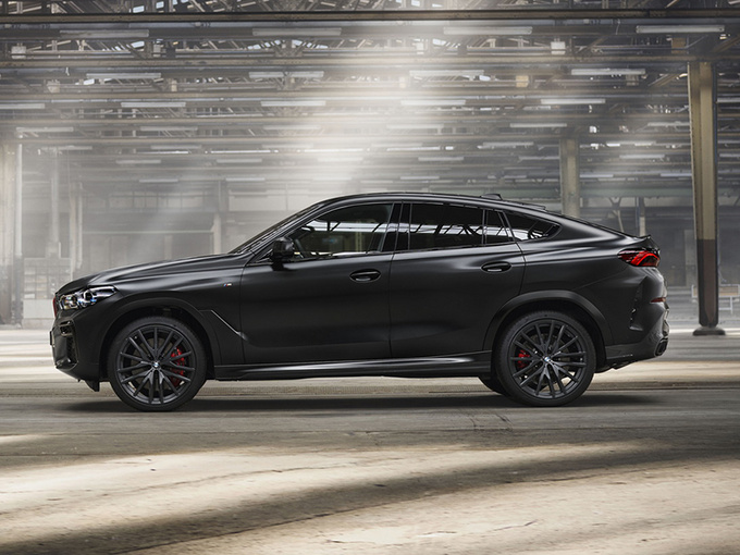 宝马X6新车型售价曝光 搭4.4T V8引擎+四驱-图2