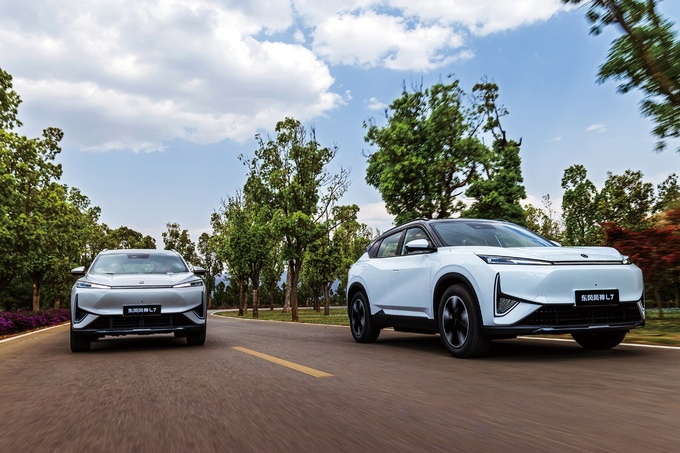 风神l7成为中国首个突破2000km超长续航的混动suv