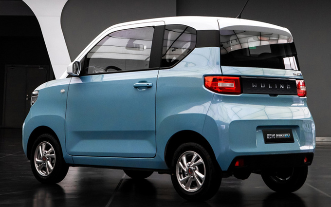 五菱宏光MINI EV正式上市 续航170km/2,.88万元起-图2