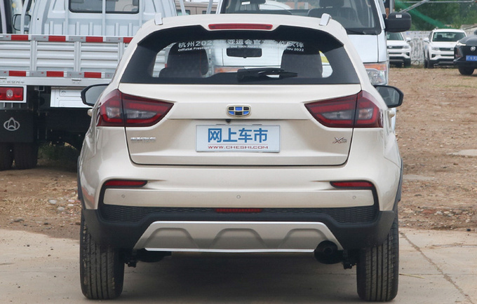 吉利远景x3推入门版499万起售比宝骏510还便宜