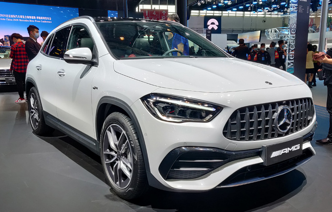 奔驰全新AMG GLA/GLB 35亮相国产版即将上市-图2