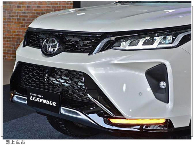 丰田新款Fortuner实拍曝光定位硬派SUV/运动外观-图4