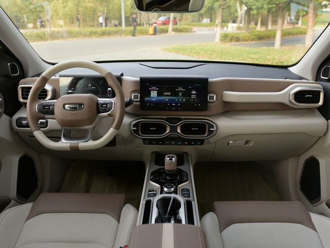 轻混加持最低一公里3毛钱这几款SUV15万就能买-图9