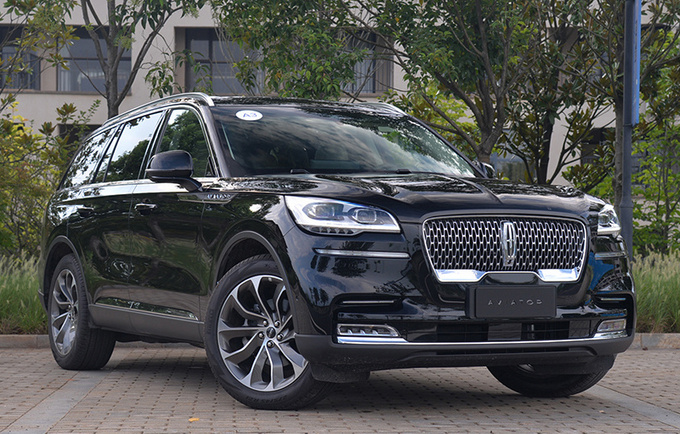 首款国产大型豪华suv50万起售全新林肯飞行家破局细分市场