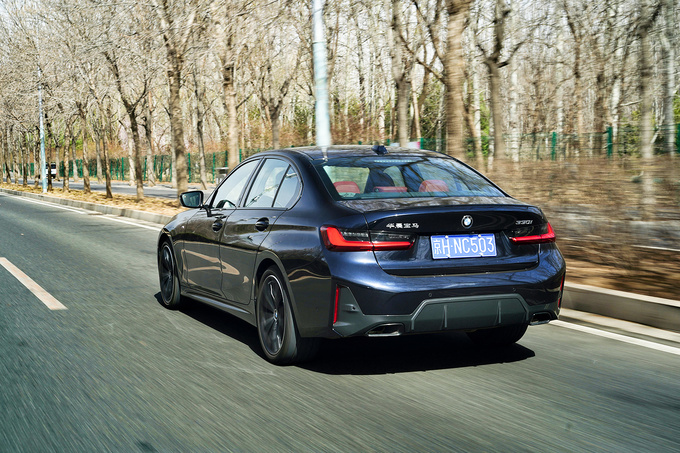 《豪华180》新款宝马3系330i 贯穿曲面屏用过都说好-图47