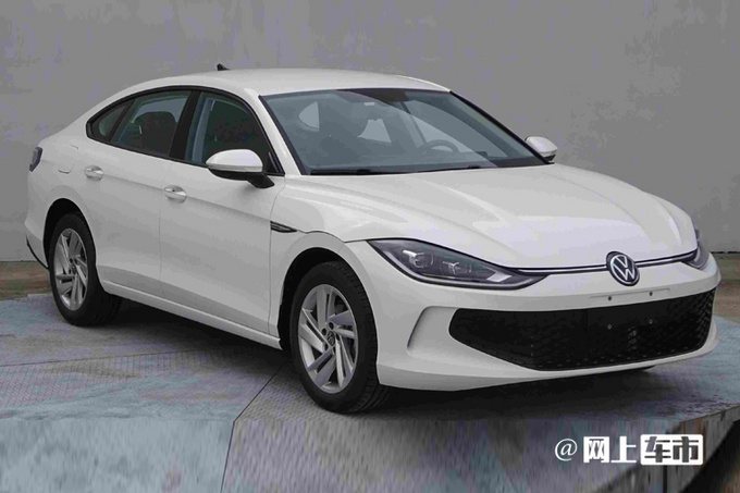 大众新款凌渡L实拍增1.2T动力 预计14万起售-图1
