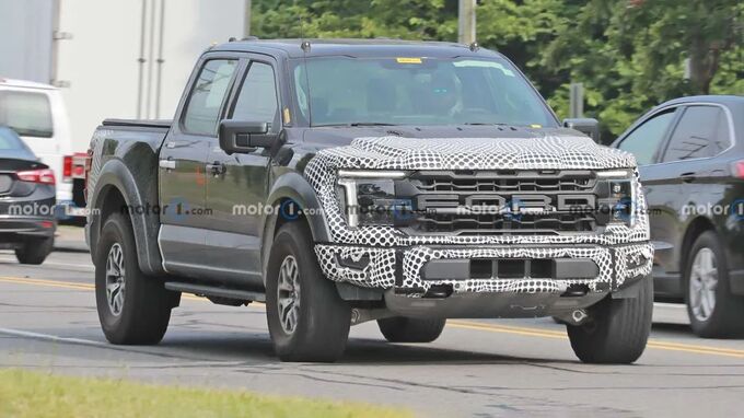 2024款福特F-150猛禽猛禽 Raptor R谍照曝光-图1