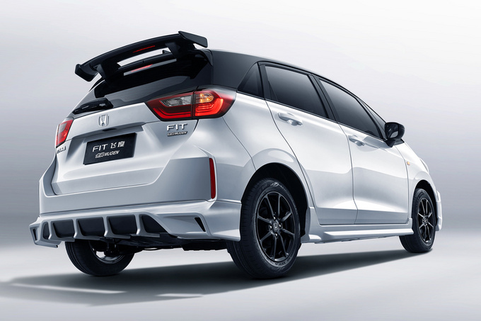 飞度无限mugen版正式上市 市场指导价9.68万元-豪车事