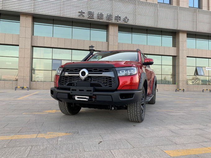 硬核三把锁/坦克掉头/蠕行 长城炮越野皮卡正式公布-图2