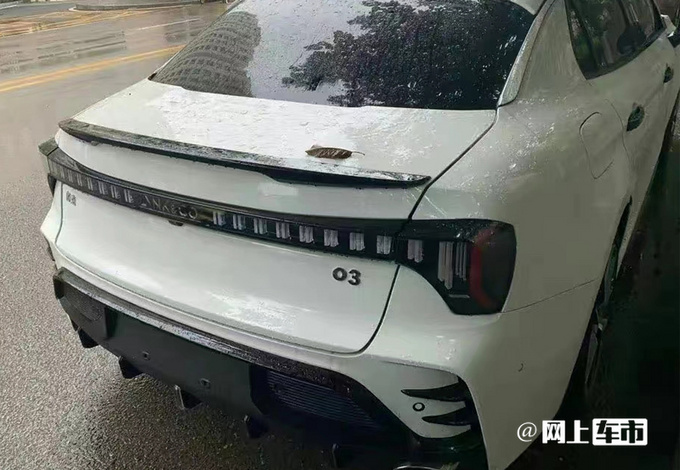 新款领克03实车街拍或三季度开售动力超日产轩逸