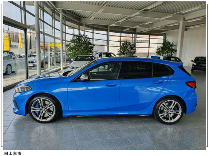 宝马小钢炮M135i实拍搭2.0T/内饰科技感十足-图3