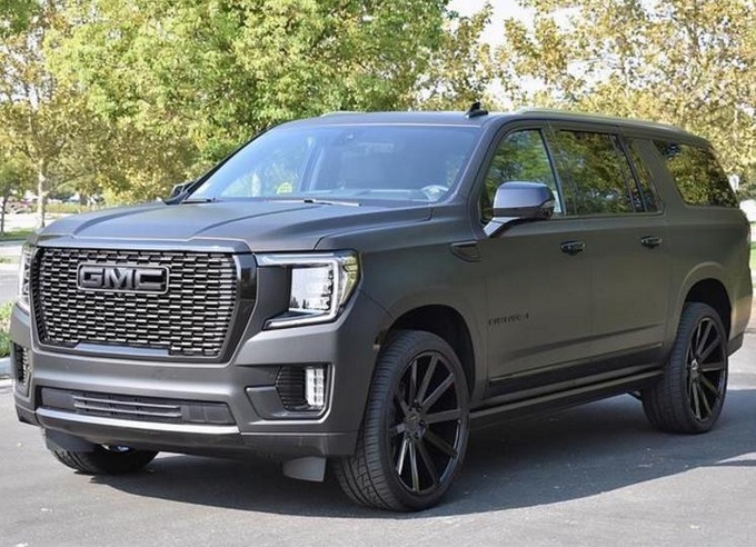 GMC全新大型SUV实拍搭6.2L V8引擎/配置豪华-图2