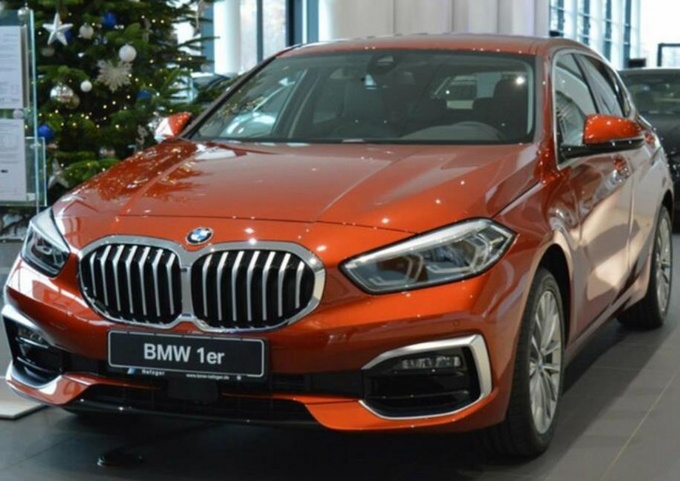全新宝马1系到店实拍外观换新或仍搭15t20t