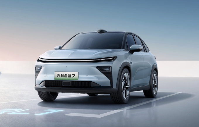 纯电动紧凑型轿跑suv睿蓝7正式上市售价11.77-17.37万元-图3