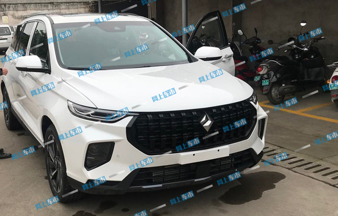 新宝骏RS-7实车首次曝光尺寸比吉利豪越还大-图1