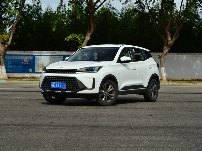为何说TA是年轻人的第一辆车 看了这些你就知道-图2
