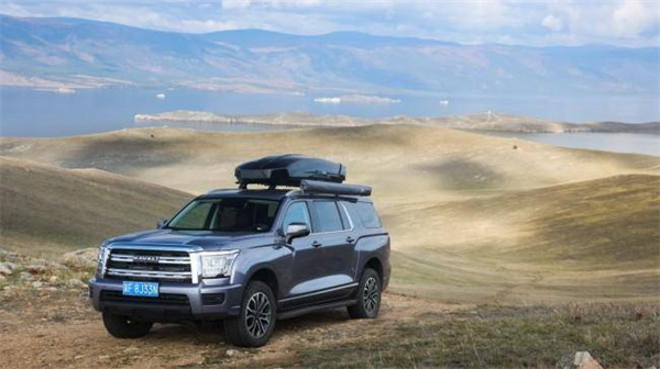 在独属于北境的美丽山河与异国人文风情交织的路途中,新哈弗h5"非长