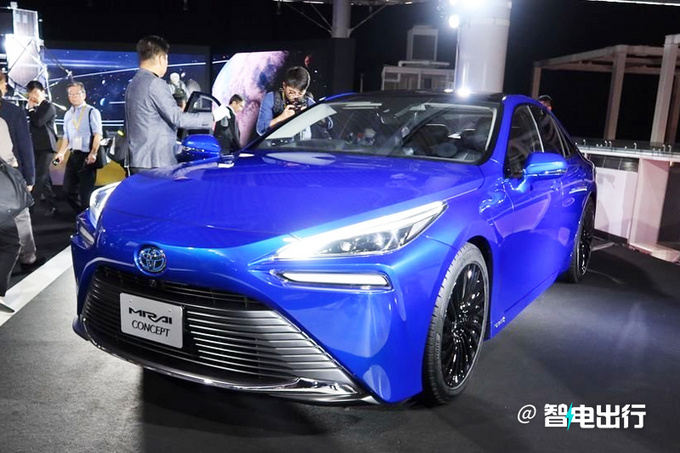 价格贵2倍丰田进口氢能轿车售74.8万起 续航850km-图1