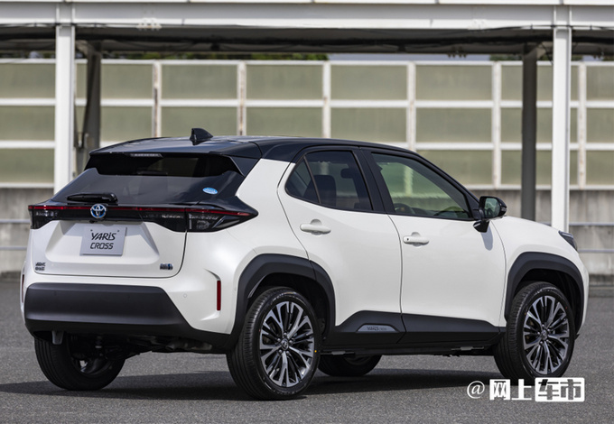 雷克萨斯全新入门SUV曝光价格比丰田RAV4还便宜-图3