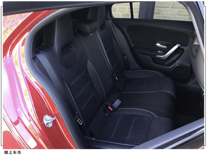 奔驰a200实拍曝光搭1.3t引擎/配大尺寸双联屏-图5