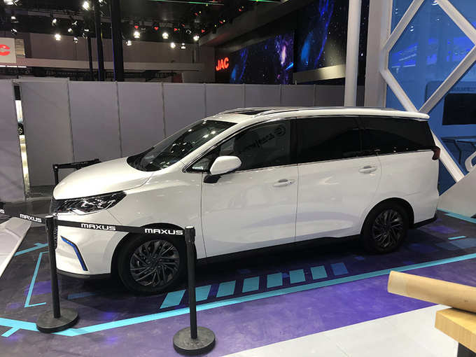 续航350km 颜值高价格不贵 上汽大通EG50怎么样-图4