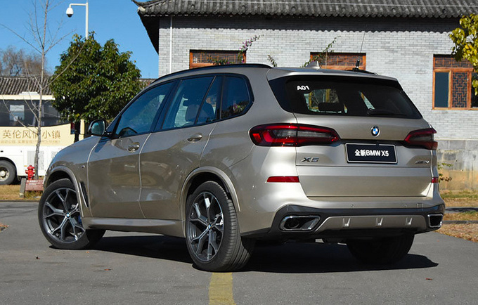 宝马2021款x5x6正式上市售价69999369万元