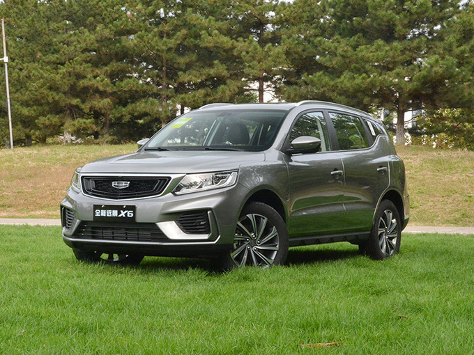 吉利全新远景x6上市增配还降价689万起售